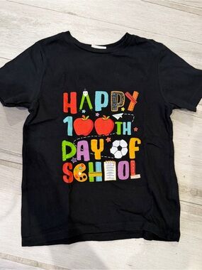 Kids Black 'Happy 100th Day of School' Graphic Tee size 4T like new worn once